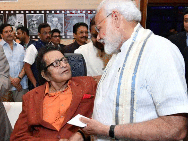 PM wrote a letter to the wife of late Manoj Kumar | दिवंगत मनोज कुमार की वाइफ को PM ने लेटर लिखा: कहा- उनके साथ हुई मुलाकातों को हमेशा याद रखूंगा; ‘एक्स’ पर भी शेयर किया था पोस्ट