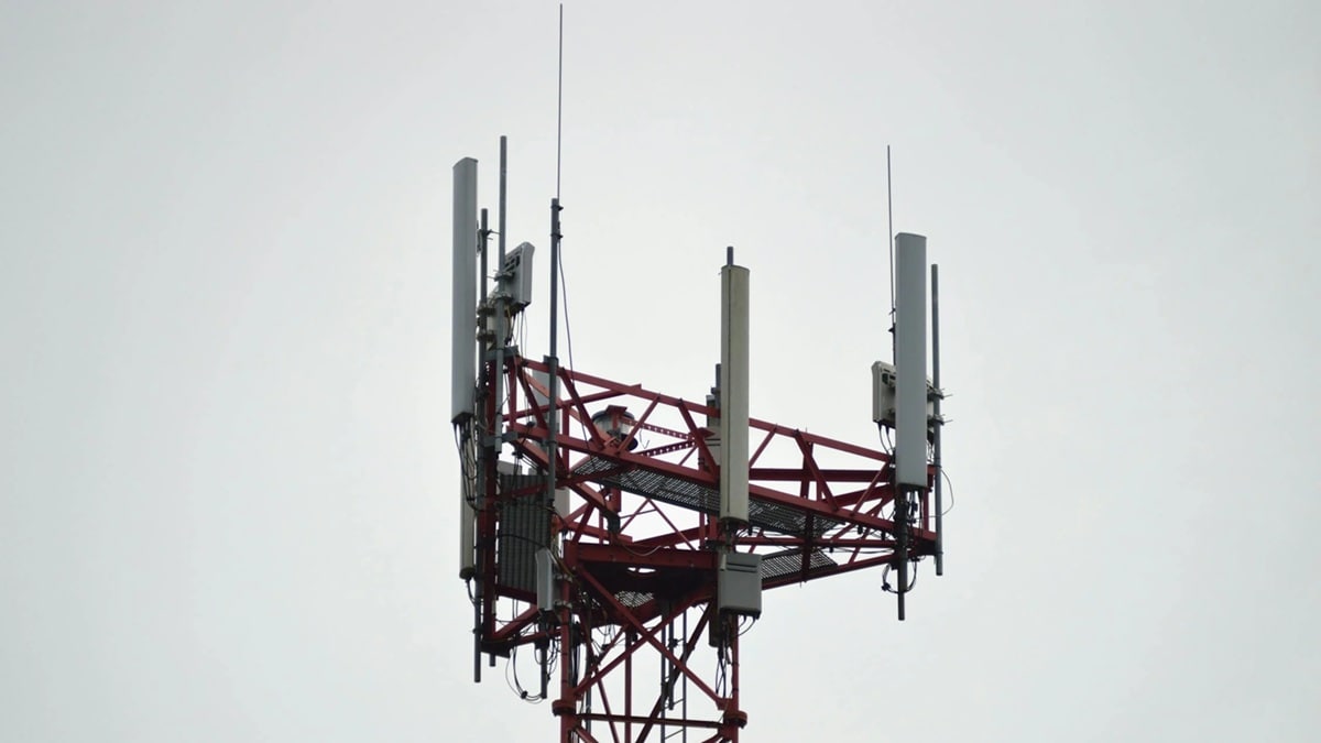 Vodafone Idea started 5G trial in Mumbai to compete jio airtel