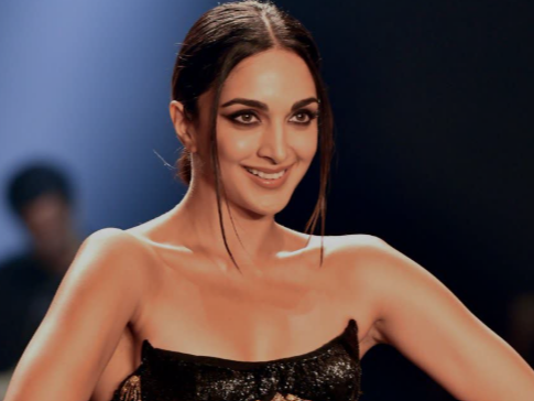 What Is the Met Gala In New York Where Kiara Advani Is Making Her Debut | मेट गाला 2025 में डेब्यू करेंगी कियारा आडवाणी: प्रियंका-दीपिका और आलिया के बाद रेड कार्पेट पर बिखेरेंगी जलवा; ‘सुपरफाइन: टेलरिंग ब्लैक स्टाइल’ होगी थीम