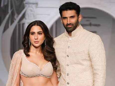 Sara Ali goes out for a walk after her heartbreak, | दिल टूटने पर सारा अली घूमने निकल जाती हैं,: आदित्य ने प्यार को जिंदगी का ऑक्सीजन बताया, ब्रेकअप पर बोले- साफ सफाई करता हूं