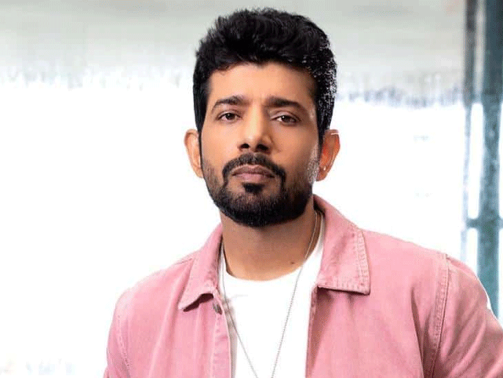 vineet kumar singh and ruchira welcome baby boy | ‘छावा’ एक्टर विनीत कुमार पिता बने: बेटे के जन्म की खुशखबरी सोशल मीडिया पोस्ट में दी, लिखा– सबसे छोटा सिंह आ गया है
