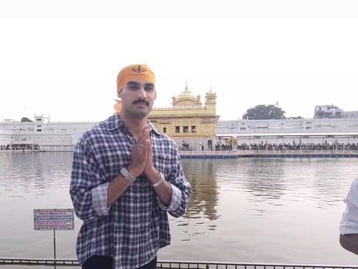 Punjab Bollywood actor Ahan Shetty reached Golden Temple | Amritsar News | गोल्डन टेंपल पहुंचे बॉलीवुड एक्टर अहान शेट्टी: बोले- अमृतसर के लोगों का प्यार अद्भुत, बॉर्डर-2 फिल्म की शूटिंग के लिए आए थे – Amritsar News