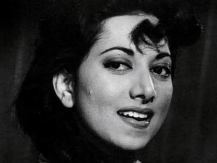 suraiya charge more fees than Dilip Kumar | दिलीप कुमार से ज्यादा फीस लेने वालीं फीमेल स्टार: देव आनंद ने कर्ज लेकर अंगूठी खरीदी, नेहरू से तारीफ पाई, 34 की उम्र में छोड़ी फिल्में