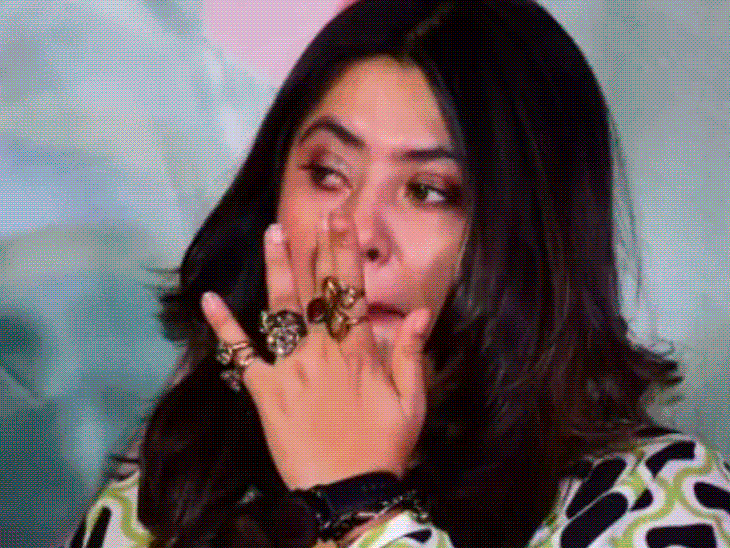 Bandra Magistrate court Show cause notice issued against Khar police Ekta Kapoor triple x web series controversy | हिंदुस्तानी भाऊ-एकता कपूर कंट्रोवर्सी: बांद्रा मजिस्ट्रेट कोर्ट ने खार पुलिस स्टेशन को भेजा कारण बताओ नोटिस, अश्लीलता मामले में FIR दर्ज न करने पर मांगा जवाब