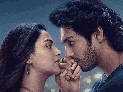 ‘Saiyaara’ earned ₹500 crores worldwide | ‘सैयारा’ ने वर्ल्डवाइड ₹500 करोड़ की कमाई की: टीम का दावा- भारत की सबसे बड़ी लव स्टोरी बनी, प्रोड्यूसर बोले- नई पीढ़ी से जुड़ गई