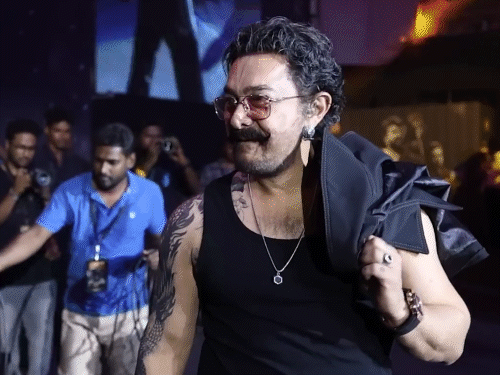 Aamir has no role in the distribution of the film ‘Coolie’ | ‘कुली’ के डिस्ट्रीब्यूशन में आमिर खान का कोई दखल नहीं: एक्टर की टीम ने दी सफाई, कहा- रजनीकांत से दोस्ती के चलते कर रहे हैं कैमियो