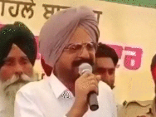 Punjabi singer Sidhu Moosewala murder update father Balkaur Singh became emotional | Punjabi singer Sidhu Moosewala | Balkaur Singh | Punjab | Mansa | पंजाबी सिंगर मूसेवाला के पिता का छलका दर्द: बोले-आखिरी सांस तक न्याय के लिए लडूंगा; दोषियों को बचाने की कोशिश सफल नहीं होगी – Mansa News
