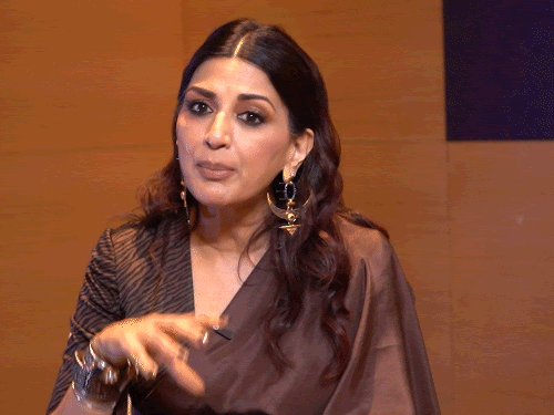 Bollywood actress Sonali Bendre becomes TV host | बॉलीवुड एक्ट्रेस सोनाली बेंद्रे बनीं टीवी होस्ट: बोलीं- होस्टिंग सिर्फ मजाक नहीं, एक बड़ी जिम्मेदारी है; OTT v/s थिएटर पर भी दी राय